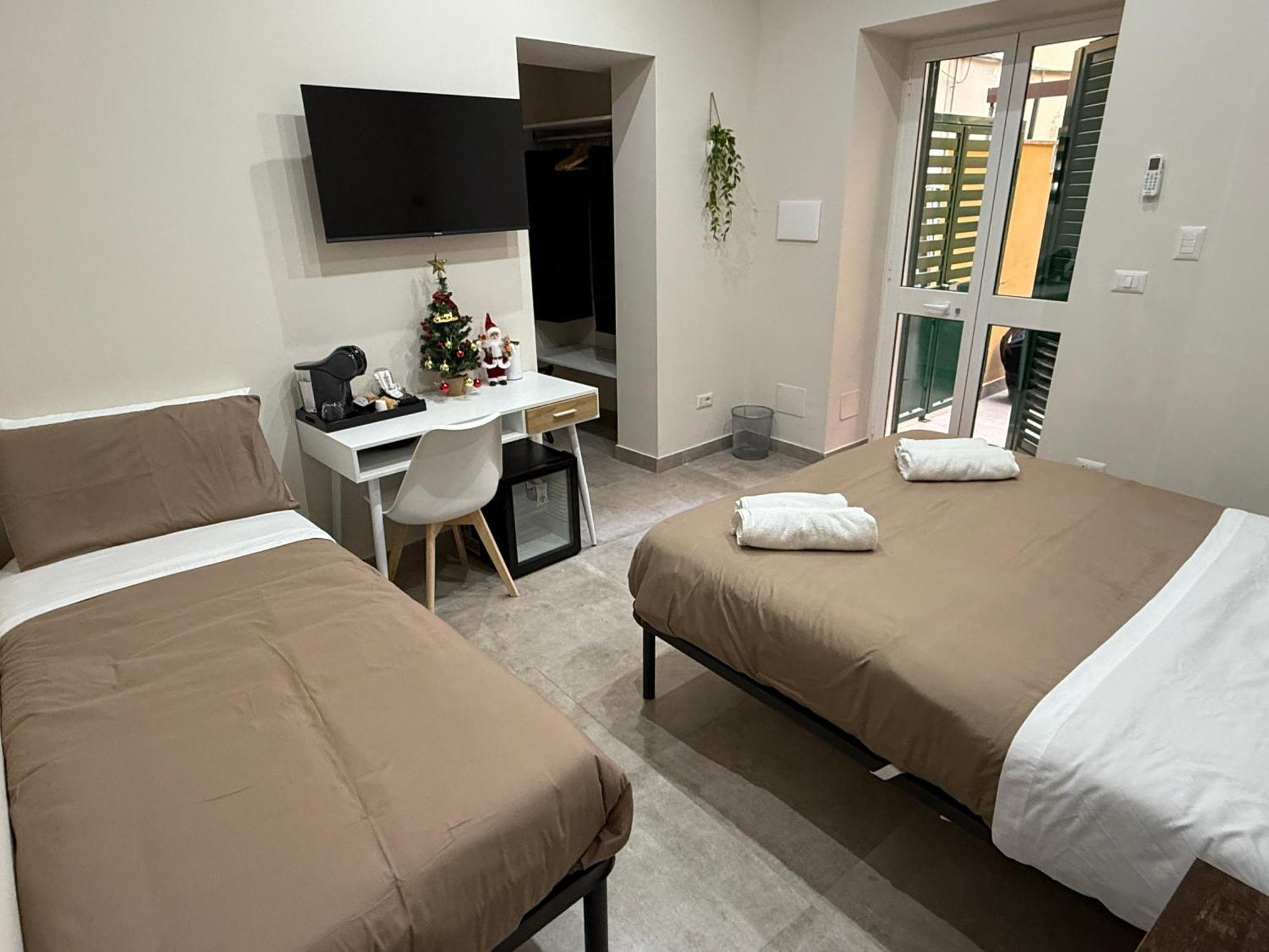Stay In Naples - Arenaccia 211 Rooms And Suite Ngoại thất bức ảnh